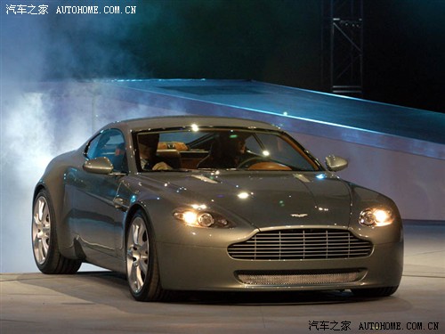 ֮ ˹ V8 Vantage Coupe