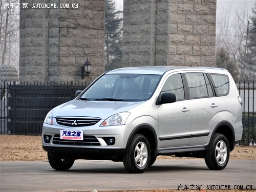 三菱 东南汽车 君阁 2010款 2.0 自动挡豪华型