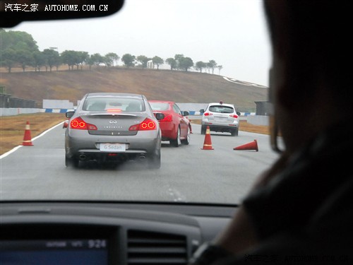 ֮ Ӣ ӢGϵ 09 G37 Sedan