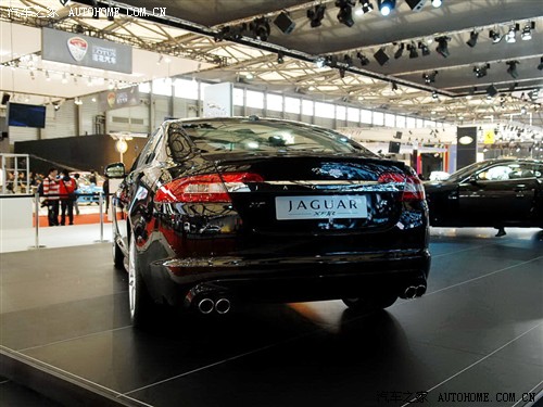 ֮ ݱ ݱXF XFR 5.0L V8еѹ