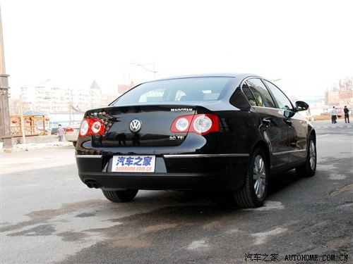 ֮ һ-  2.0 TSI DSG