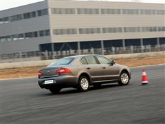 ˹´ Ϻ˹´  2009 2.0TSI ATŰ