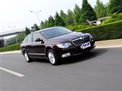 ֮ Ϻ˹´  09 2.0TSI ATŰ