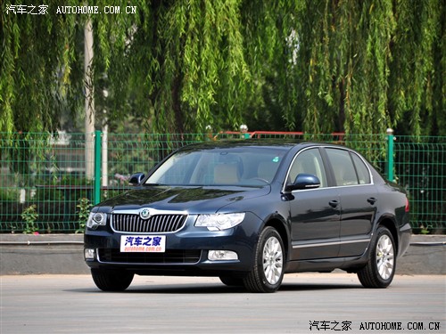 ֮ Ϻ˹´  09 2.0TSI ATŰ