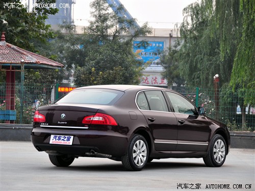 ֮ Ϻ˹´  09 2.0TSI ATŰ