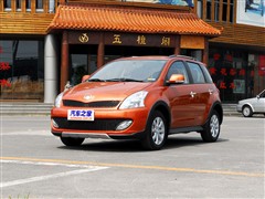    09 CROSS 1.3LӢVVT