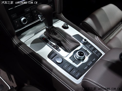 ֮ µ() µQ7 2010 3.0 TDI quattro 