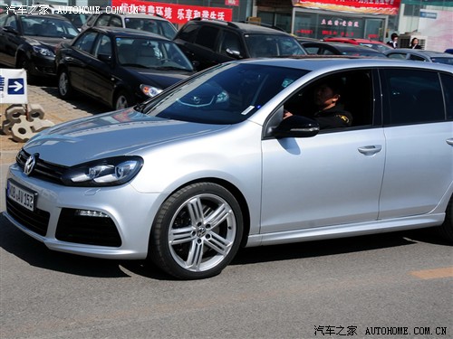  () ߶() 2010 Golf R