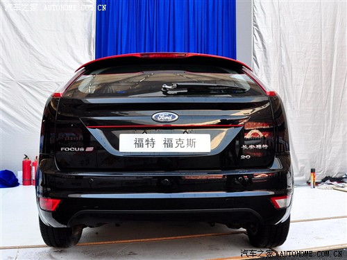   ˹ 2010 2.0 SVP