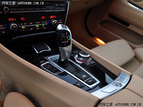 ֮ () 5ϵ() 2010 GT 535i