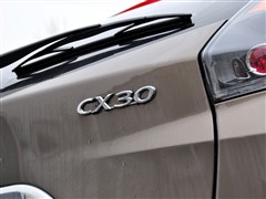   CX30 2010 