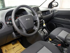 吉普Jeep 进口吉普 指南者 2010款 2.4 运动版