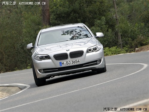   5ϵ 2011 528Li