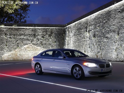   5ϵ 2011 528Li
