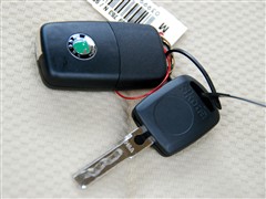 ֮ Ϻ˹´  2011 1.6L Զ