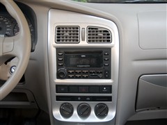   2 2010 1.5MT 