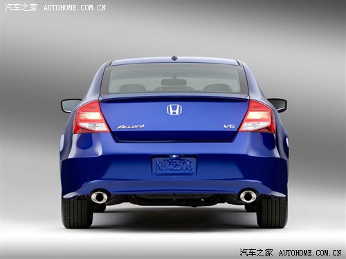  () Ÿ() 2011 Coupe