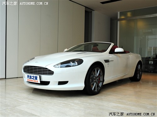 ֮ ˹١ ˹DB9 2011 6.0 Touchtronic Volante