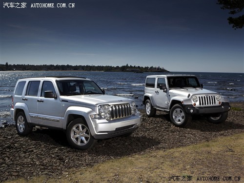 Jeep ()  2011 3.8Ű Sahara