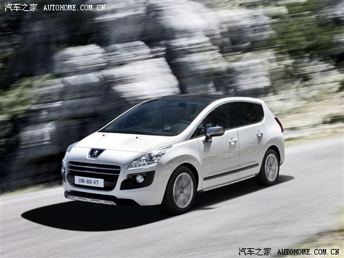  () 3008 2012 HYbrid4