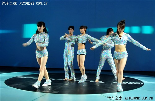 ֮ ô  2011 2.4PREMIUM AT 