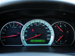 ѩ ͨѩ  2011 1.8 ʰ MT