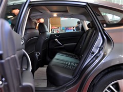 ղ ղ  2011  2.5L XV VIP а