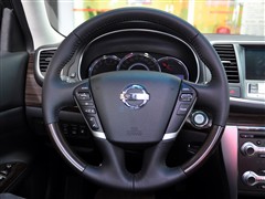 ղ ղ  2011  2.5L XV VIP а