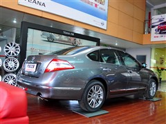 ղ ղ  2011  2.5L XV VIP а