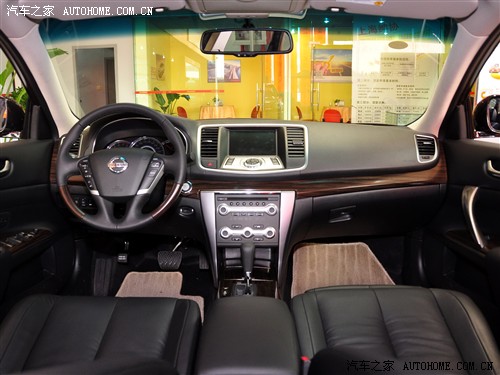 ֮ ղ  2011  2.5L XV VIP а