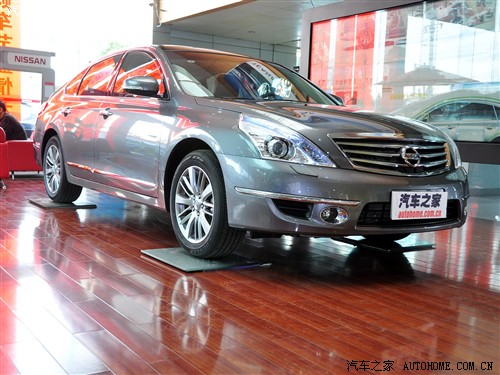 ղ ղ  2011  2.5L XV VIP а