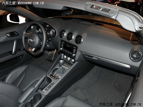 µ µ() µTT 2011 TT Roadster 2.0 TFSI quattro