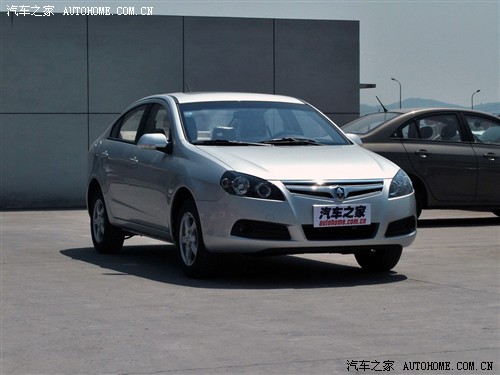 ֮  CX30 2011  1.6 MT׼
