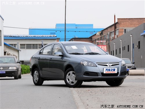 ֮  CX30 2011  1.6 MT