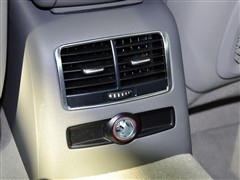 µ һµ µA6L 2011 2.0 TFSI ֶ׼
