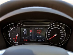   ɵŷ-ʤ 2011 2.0 GTDi200 ʱ