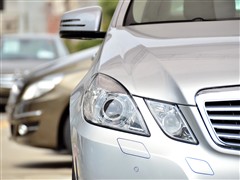   E 2011 E200L CGI