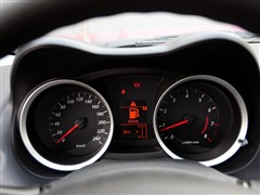 三菱翼神首付2.38万元起 店内有现车