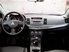 三菱翼神首付2.38万元起 店内有现车