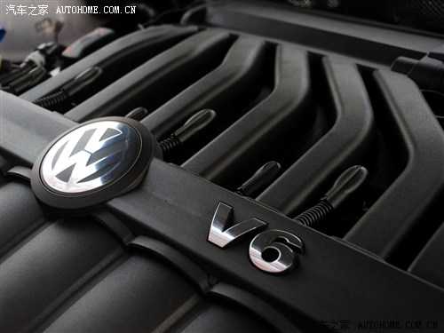  Ϻ  2011 3.0 V6 DSG콢